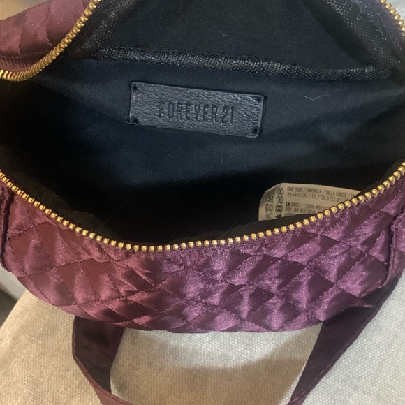 Forever 21 Belt Bag - Picture 2 of 3
